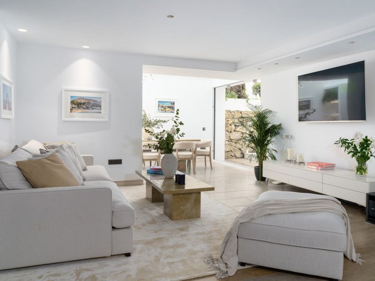 Villa for Sale in Marbella, Malaga 15