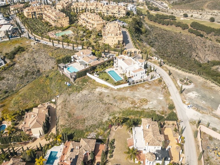 Plot for Sale in Benahavis, Malaga 4