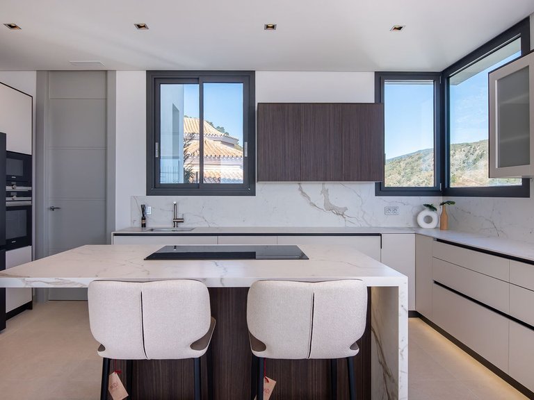 Villa for Sale in La Heredia, Malaga 14
