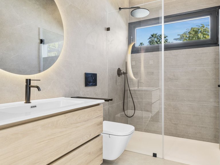 Villa for Sale in Benahavis, Malaga 29