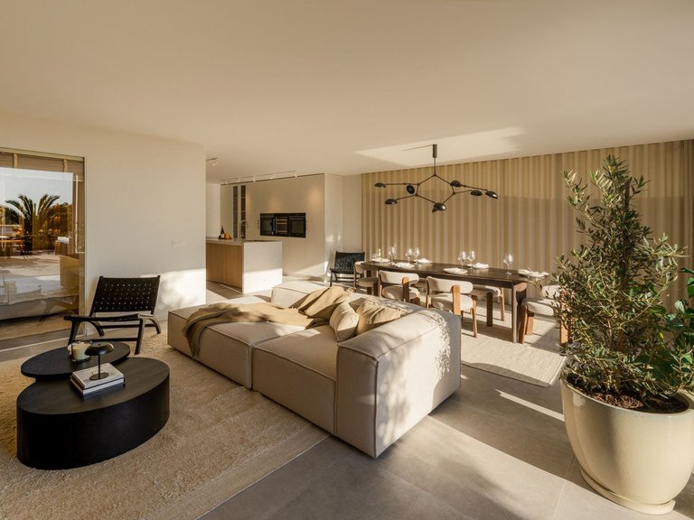 Apartment for Sale in Nueva Andalucia, Malaga 7