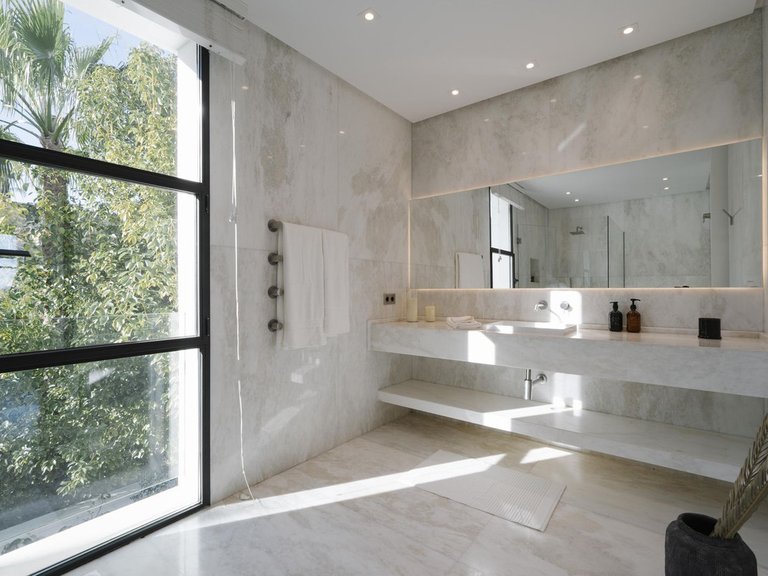 Villa for Sale in Benahavis, Malaga 16