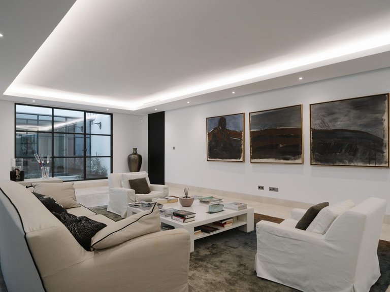 Villa for Sale in Benahavis, Malaga 20