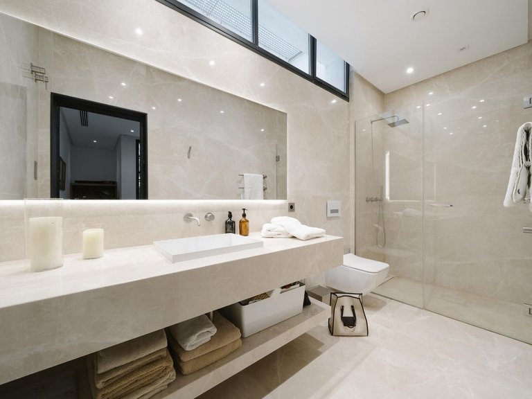 Villa for Sale in Benahavis, Malaga 24