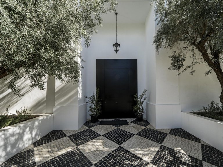 Villa for Sale in Benahavis, Malaga 40