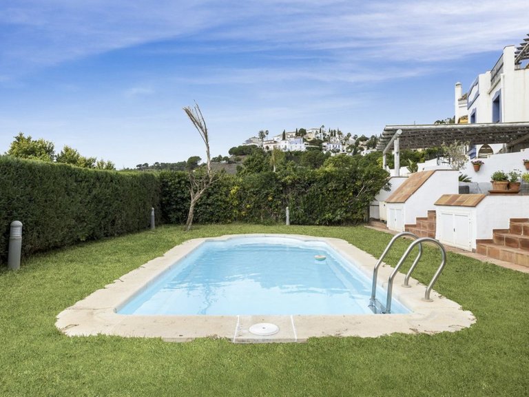 Villa for Sale in Benahavis, Malaga 4