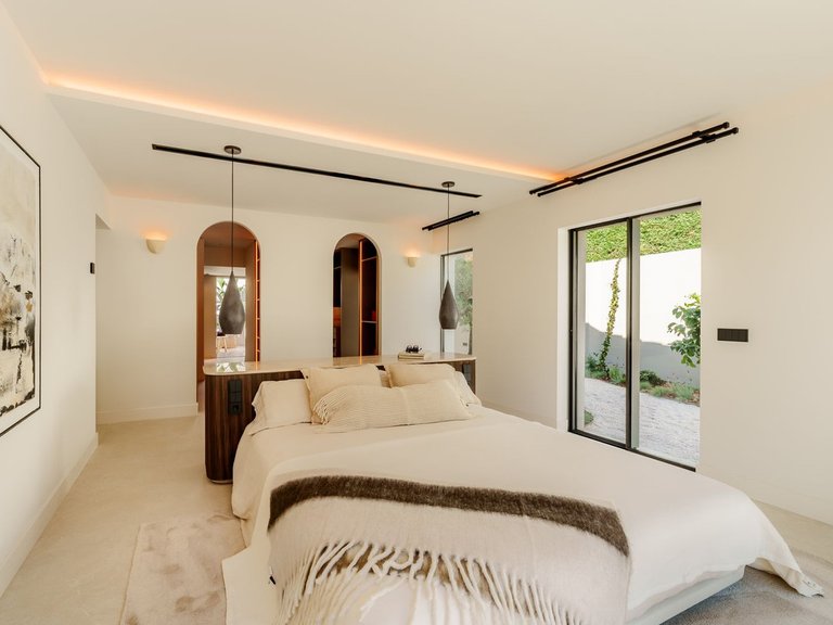 Villa for Sale in Churriana, Malaga 13