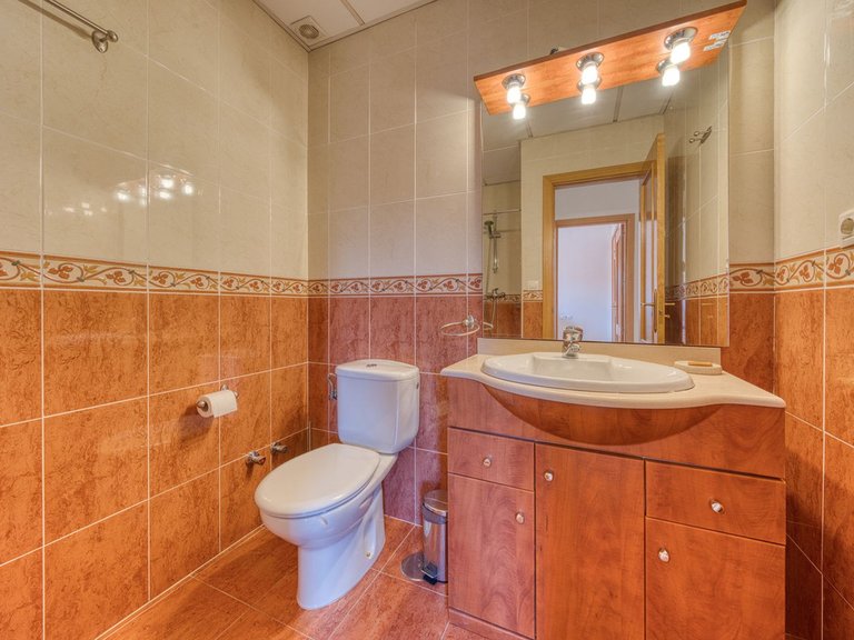 Penthouse for Sale in Fuengirola, Malaga 18