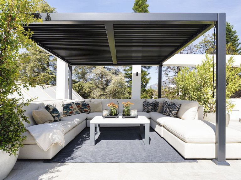 Penthouse for Sale in Nueva Andalucia, Malaga 4