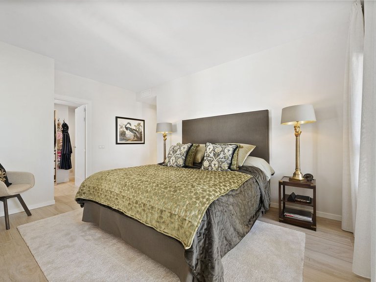 Penthouse for Sale in Nueva Andalucia, Malaga 31