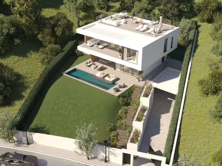 Villa for Sale in Estepona, Malaga 9