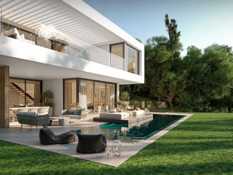 Villa for Sale in Estepona, Malaga 13