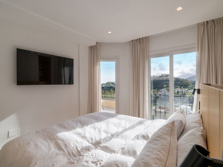 Town House for Sale in Benahavis, Malaga 31