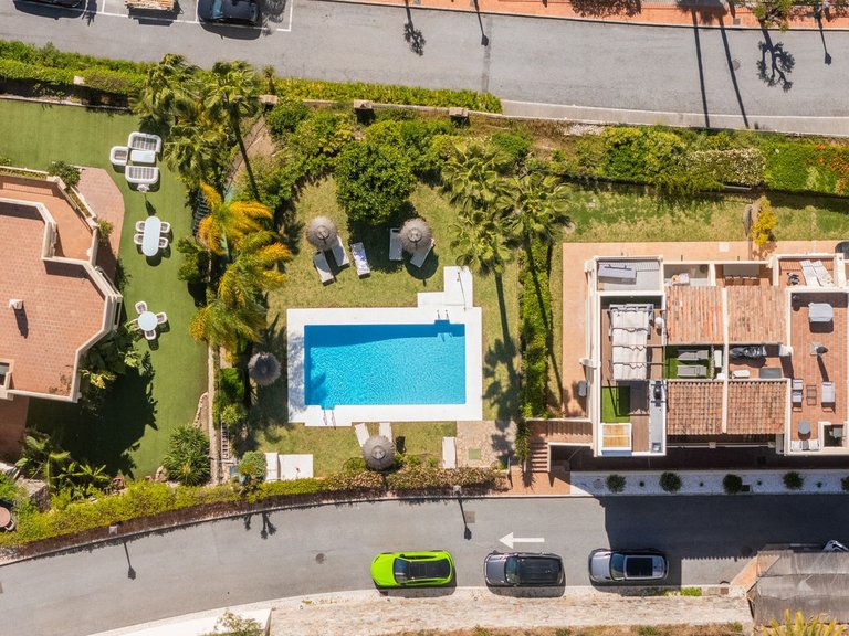 Town House for Sale in Benahavis, Malaga 48