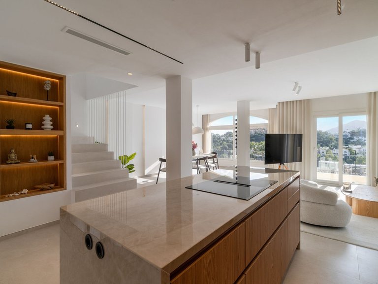 Town House for Sale in Benahavis, Malaga 9