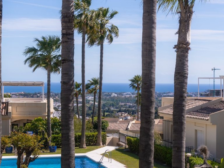 Town House for Sale in Benahavis, Malaga 19