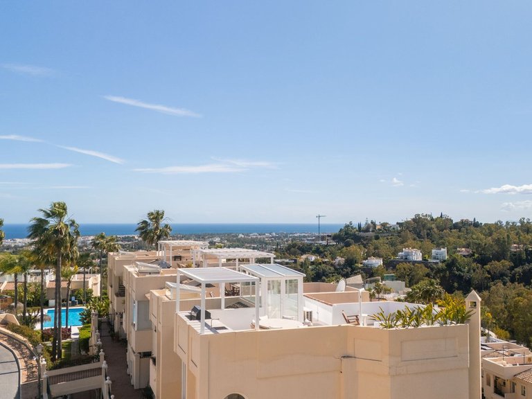 Town House for Sale in Benahavis, Malaga 29
