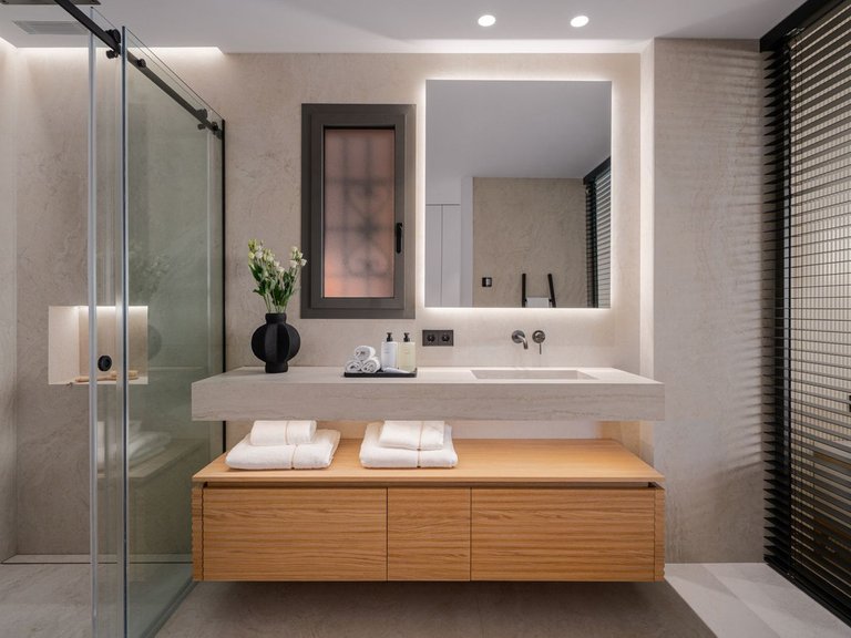 Apartment for Sale in Nueva Andalucia, Malaga 6