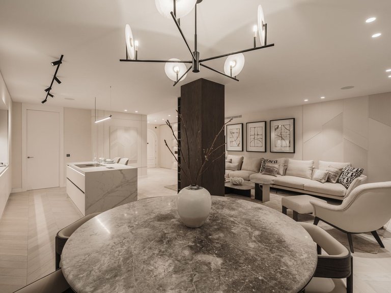 Apartment for Sale in Nueva Andalucia, Malaga 21