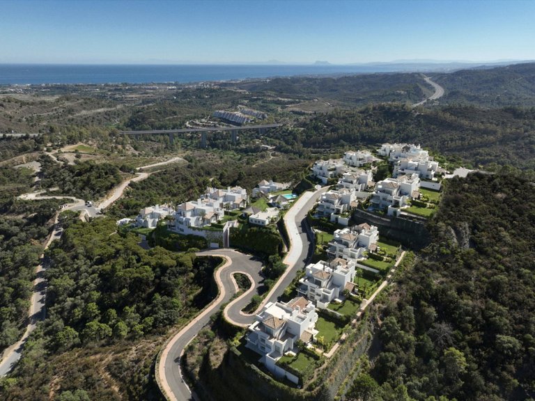 Apartment for Sale in Benahavis, Malaga 9