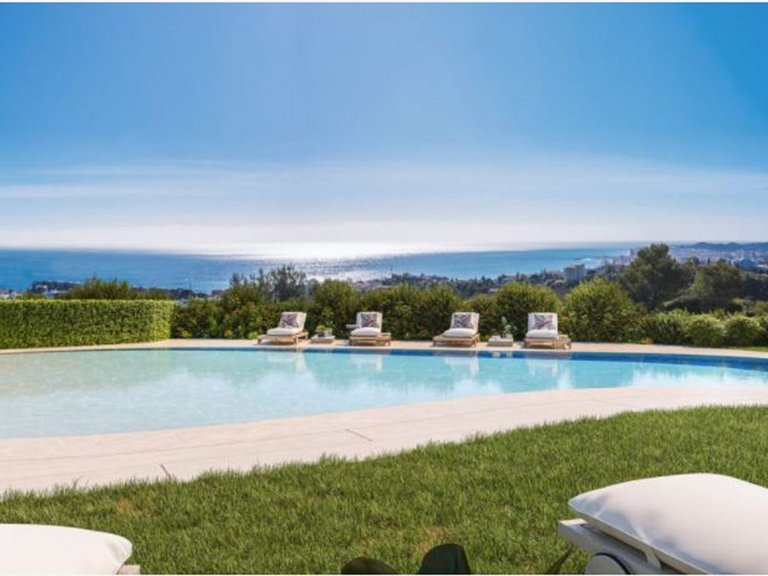 Apartment for Sale in Fuengirola, Malaga 2