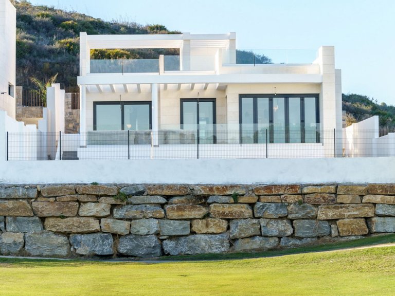 Villa for Sale in La Cala De Mijas, Malaga 1