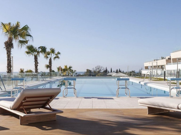 Apartment for Sale in Marbella Golden Mile, Malaga 1
