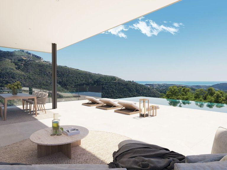 Villa for Sale in Benahavis, Malaga 5