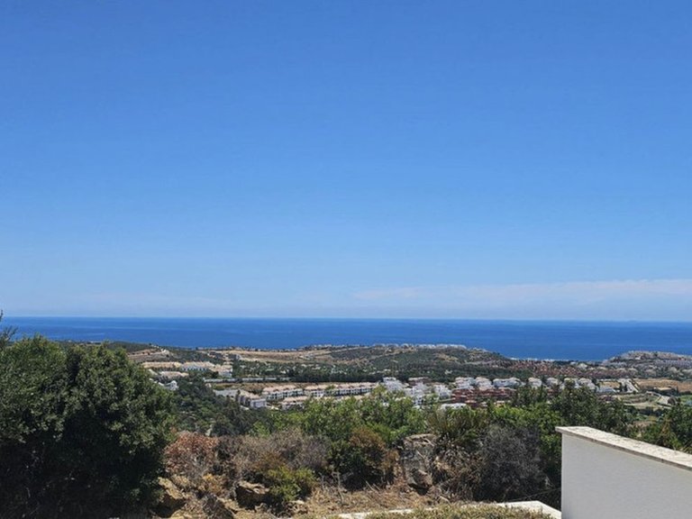 Penthouse for Sale in Casares, Malaga 3
