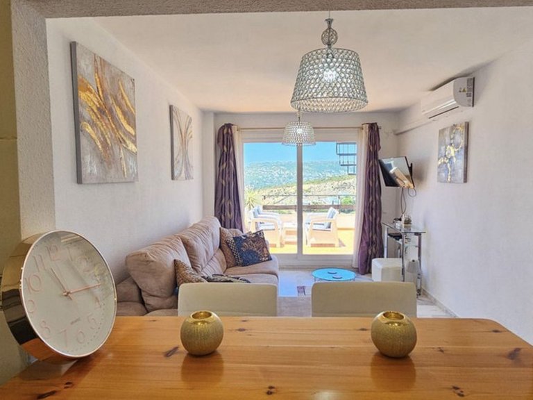 Penthouse for Sale in Casares, Malaga 7