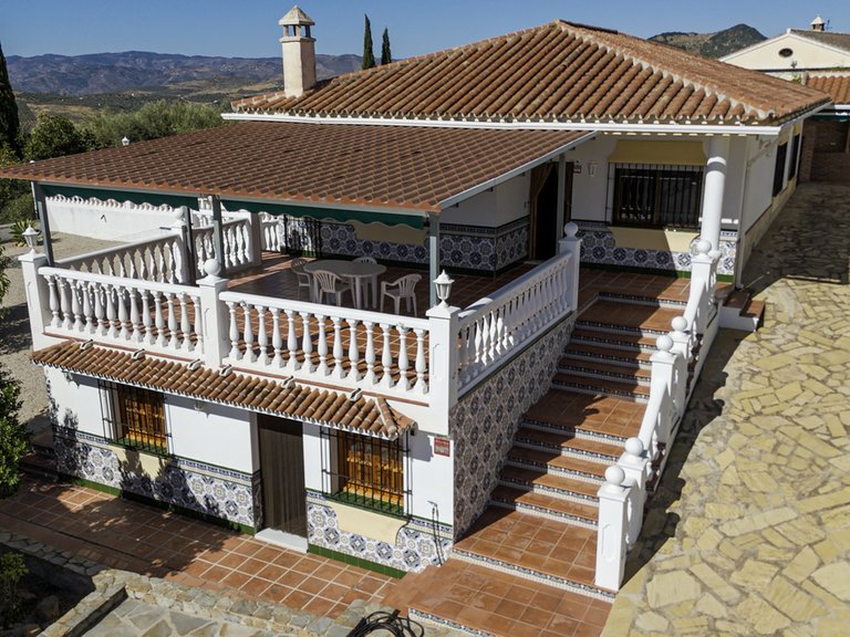 Villa for Sale in Periana, Malaga 4
