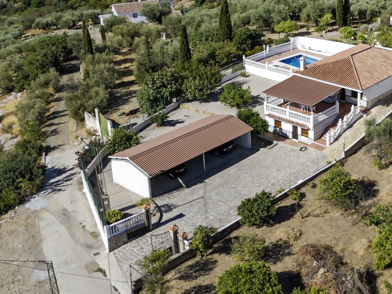 Villa for Sale in Periana, Malaga 9