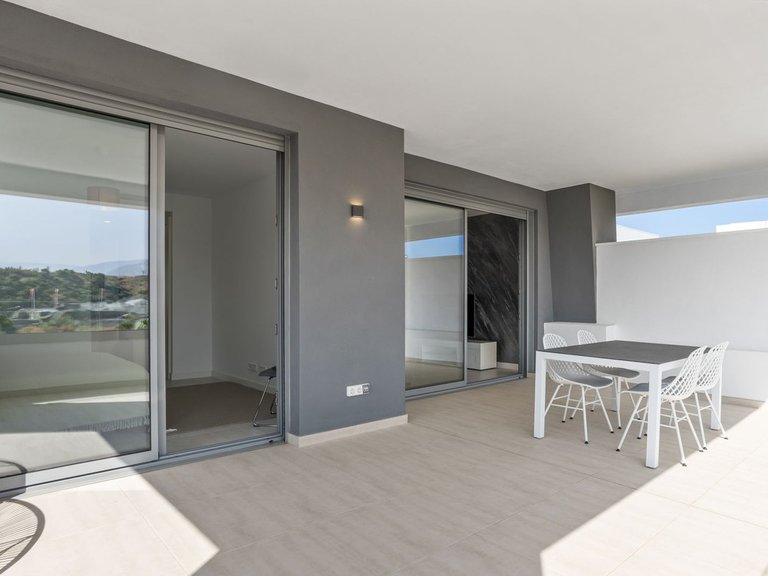 Penthouse for Sale in Estepona, Malaga 16