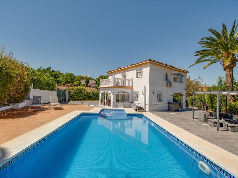 Villa for Sale in Coin, Malaga 5