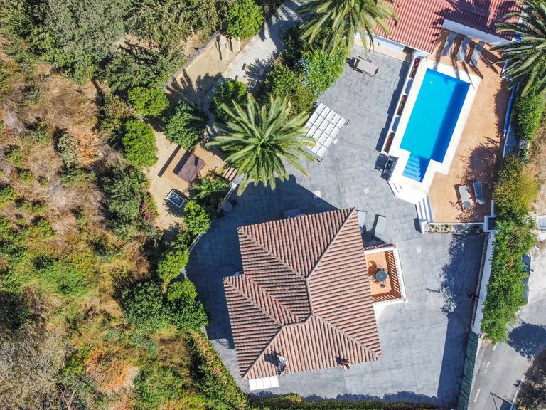Villa for Sale in Coin, Malaga 7