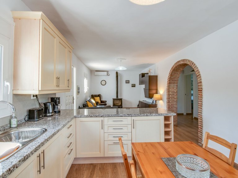 Villa for Sale in Coin, Malaga 18