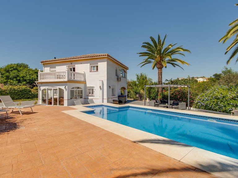 Villa for Sale in Coin, Malaga 45