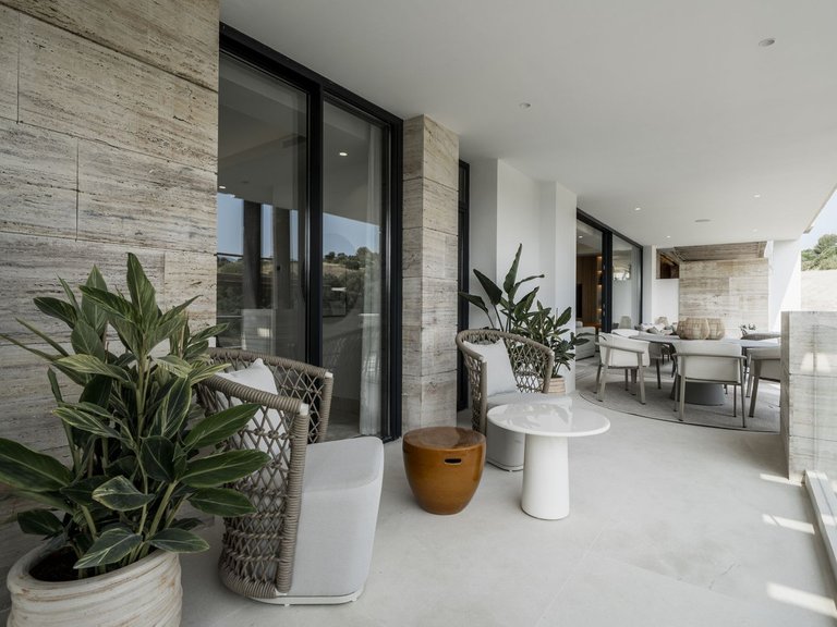 Apartment for Sale in Nueva Andalucia, Malaga 44