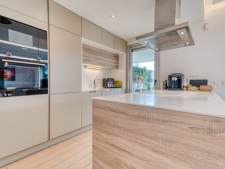 Apartment for Sale in Benahavis, Malaga 6