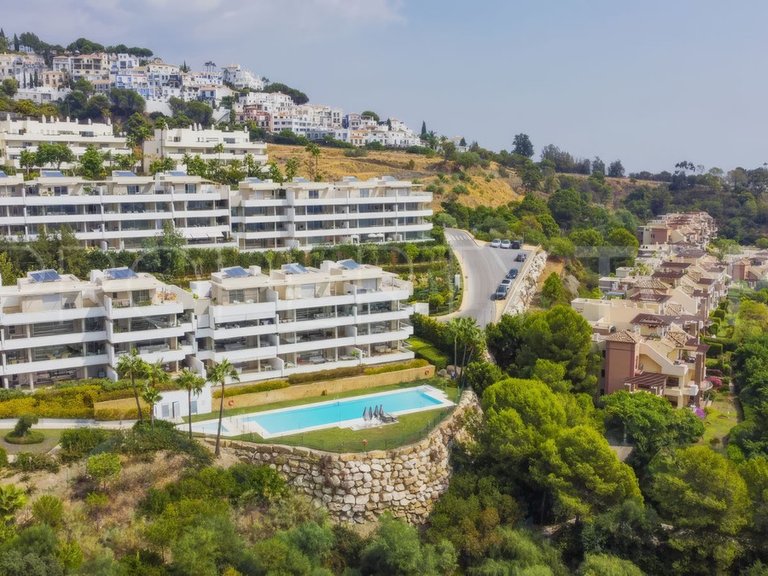 Apartment for Sale in Benahavis, Malaga 4