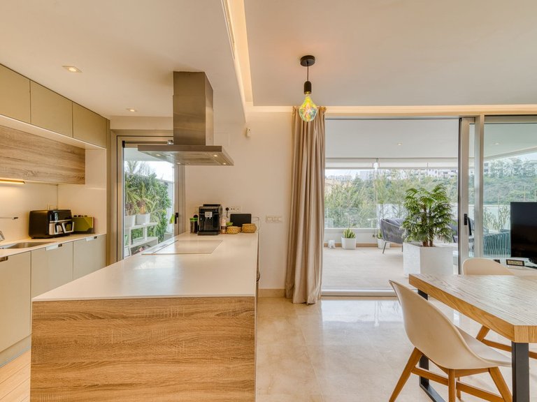 Apartment for Sale in Benahavis, Malaga 10