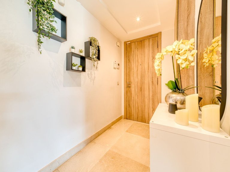 Apartment for Sale in Benahavis, Malaga 19
