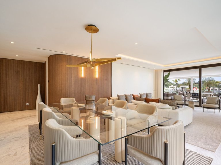 Apartment for Sale in Marbella Golden Mile, Malaga 22