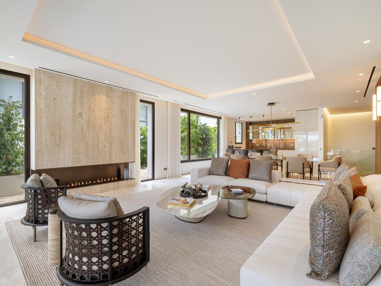 Apartment for Sale in Marbella Golden Mile, Malaga 13