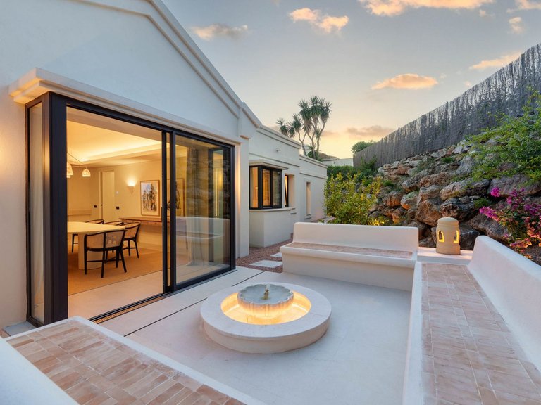 Villa for Sale in Nueva Andalucia, Malaga 50