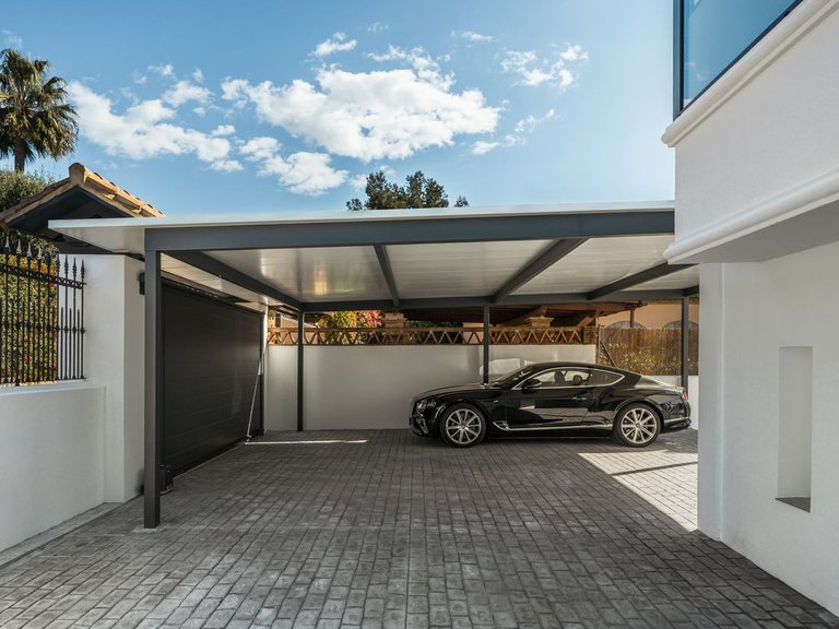 Villa for Sale in Marbella Golden Mile, Malaga 10