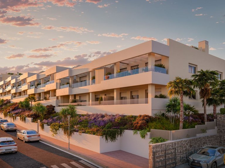 Apartment for Sale in Benalmadena, Malaga 1
