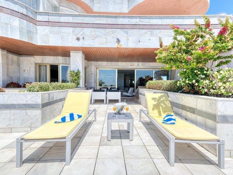Apartment for Sale in Puerto Banus, Malaga 24