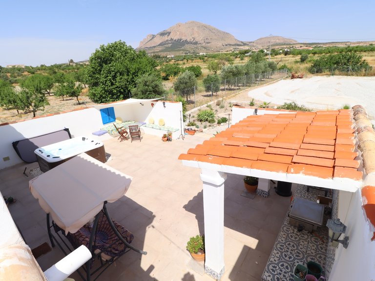 Country House for Sale in Velez-rubio, Almeria 1