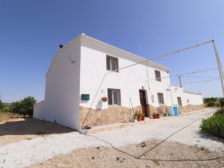 Country House for Sale in Velez-rubio, Almeria 2
